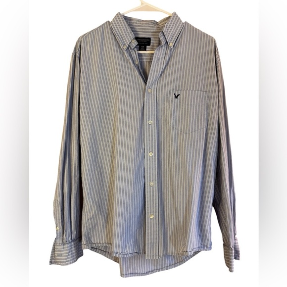 LOT BLUE STRIPES American Eagle Outfitters and Hollister Men’s Button Downs - Picture 12 of 12